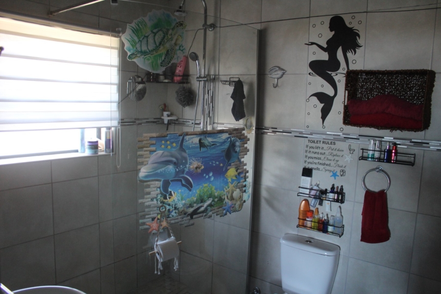 4 Bedroom Property for Sale in Dana Bay Western Cape